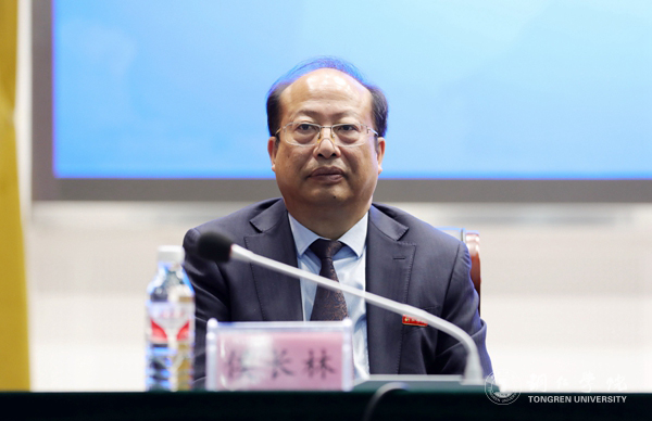 6、Beat365官网校长侯长林.JPG