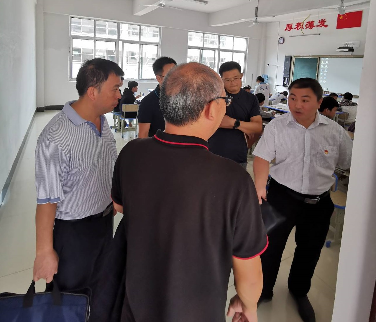 教育帮扶我先行 —Beat365中文官方网站调研铜仁市第...