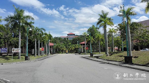 Beat365官网2017年春季派出42名学生赴国(境)外学习