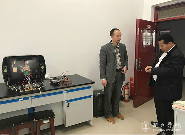 柬埔寨Heng Samrin Thbongkhmum University校长PIN VANNARO一行前来Beat365官网开展校际合作